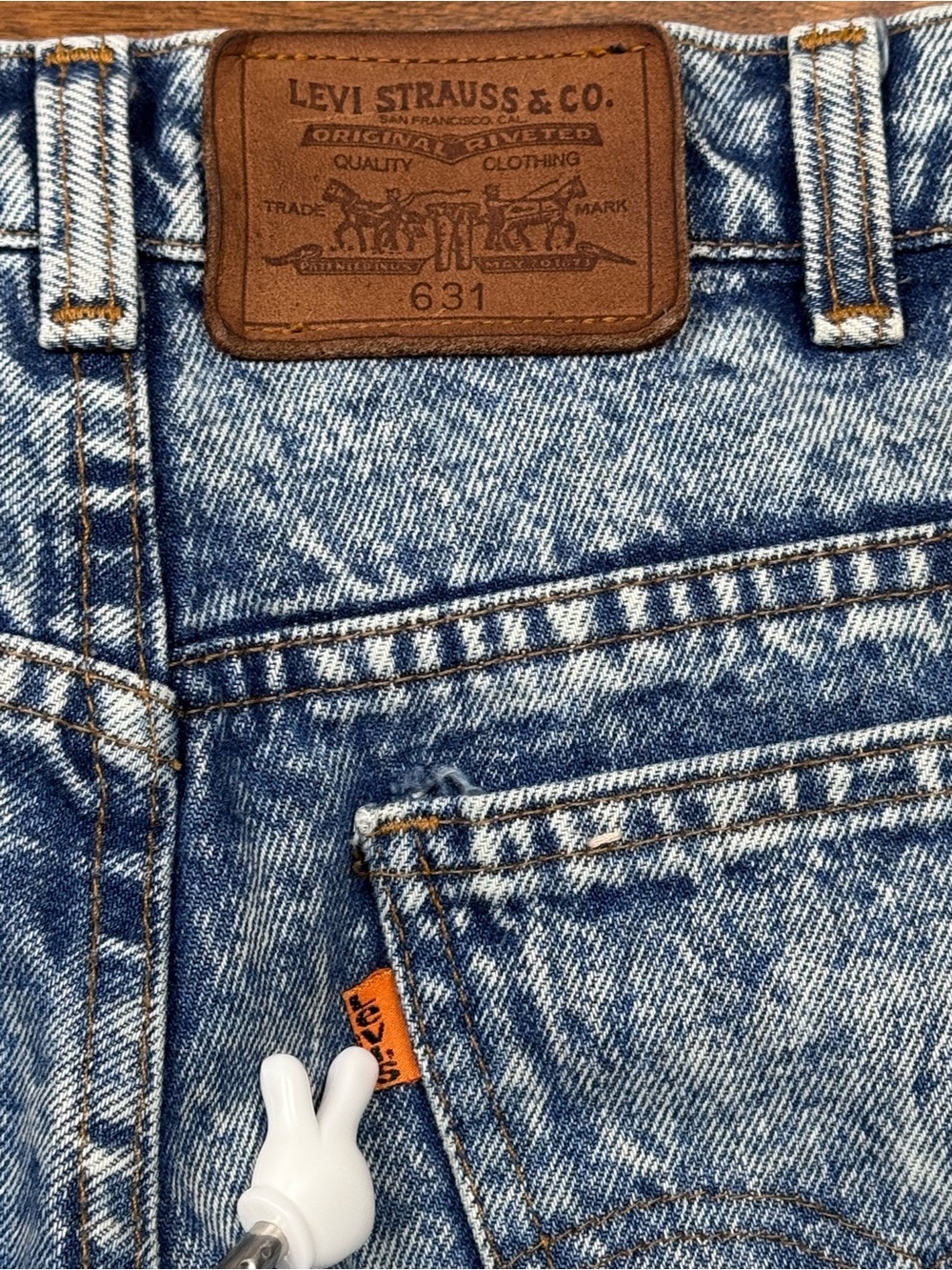 Vintage 1980s Levi's Orange Tab Men's Light Blue Acid Wash Slim Jeans Made in 🇨🇦